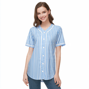 เสื้อเบสบอลแขนสั้นสำหรับผู้หญิงเสื้อซอฟต์บอลลายทางคอวีเสื้อเบสบอลฤดูร้อนเสื้อกีฬาเสื้อเจอร์ซี่ - Product Image 4