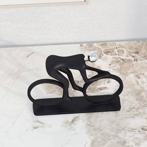 Figurine de cycliste décorative contemporaine en résine faite à la main - Product Image 3