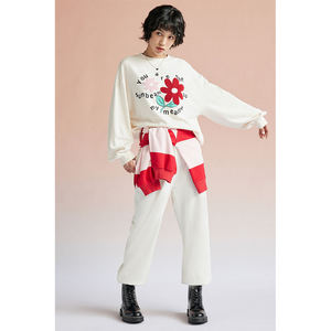 Marque privée Logo personnalisé femmes été Jogger survêtements correspondant avant plat dentelle vierge Jogging costumes en gros - Product Image 4