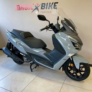 SYM JOYMAX 300 Z Scooter Eléctrico Inteligente de Dos Ruedas con Motor sin Escobillas y Control por App - Product Image 1