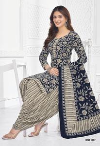 Salwar Kameez pakistanais tendance de la meilleure qualité avec touche moderne et Dupatta pour les occasions festives au prix de gros - Product Image 4