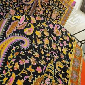 Châle en cachemire et laine de style vintage pour femmes, de haute qualité, personnalisé, différentes tailles disponibles - pour le département musulman - Product Image 6