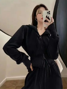 Vêtements pour femmes Survêtement surdimensionné personnalisé pour femmes Ensemble 2 pièces pantalon cargo et sweat à capuche - Product Image 6