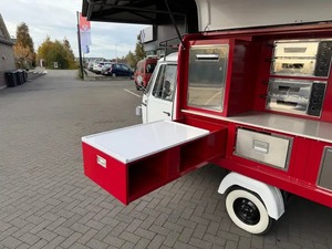 Remorque alimentaire vintage à 3 roues, carrosserie en acier motorisée, 4,8 m, résistante à la rouille, remorquable, pour usage extérieur, garantie 3 ans, essieu simple - Product Image 1