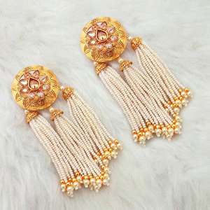 Kriaa AD โมเดล1312937A ต่างหูห้อยไข่มุกชุบทอง - Product Image 1