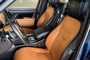 รถยนต์ Range Rover SVAutobiography Dynamic Edition ปี 2020 สภาพดีเยี่ยม เครื่องยนต์ V8 ซูเปอร์ชาร์จ 557 แรงม้า ระบบขับเคลื่อนสี่ล้อ สี SVO Premium Palette Blue จากแคลิฟอร์เนีย - Product Image 5