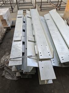 Poutre de support structurelle en acier galvanisé en forme de C, revêtement en zinc par immersion à chaud, demande personnalisée pour la construction industrielle en acier - Product Image 6