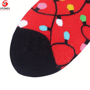 Bas de qualité supérieure pour femmes, à faible MOQ, vente en gros, séchage rapide, respirant, en coton, pour un usage quotidien, couleurs personnalisées - Product Image 5