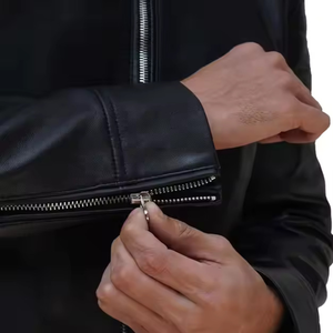 Veste de motard asymétrique en peau de vache pour homme Automne Hiver Doublure en polyester souple Respirante Matelassée Fermeture éclair Décontractée Style Noir - Product Image 6