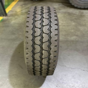Nouveaux pneus de camion diagonaux 315/80R22.5 Haute performance en adhérence Qualité supérieure Caoutchouc naturel pour toutes les saisons - Product Image 2