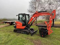 Excavatrice Kubota U35-4 de 18 kW, 3 tonnes, d'occasion, machine de terrassement / mini-excavatrice sur chenilles à vendre