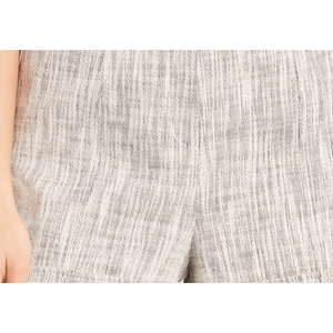 Cinq a Sept Galena Pantaloncini Neri in Tweed da Donna Taglia 6 - Pantaloncini Traspiranti Casual e da Yoga con Decorazione a Bottoni per Yoga a Casa - Product Image 3