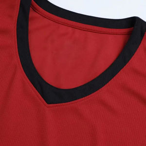 Ensemble short et maillot de basketball personnalisé 2026, séchage rapide, respirant, polyester 180g, uniforme d'entraînement, logo personnalisé OEM/ODM - Product Image 4