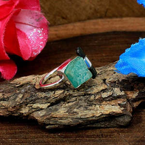 Anillo fino de plata esterlina 92,5 al por mayor con piedras preciosas naturales de amazonita y turmalina elegante y lujoso - Product Image 1