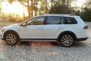 VOLKSWAGEN GOLF ALLTRACK SEL 2018 D'OCCASION CÔTÉ GAUCHE/CÔTÉ DROIT - Product Image 3