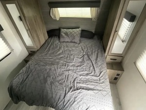 Remolque Usado F-o-r-e-s-t R-i-v-e-r Surveyor 276BHLE 2022, Listo para la Venta, Casa Rodante, Caravana, Remolque para Acampar - Product Image 5