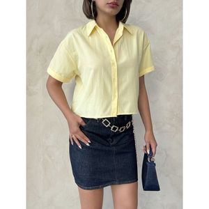 Blusa de Mujer TOPSHOW con Detalle de Mariposa Amarilla, Tejida, al por Mayor - Mezcla de Algodón y Poliéster para Uso Casual y Diario - Product Image 3