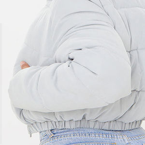 Chaqueta de burbuja de invierno para mujer hecha a medida en Pakistán con cuello levantado diseño transpirable logotipo frontal precio al por mayor último estilo - Product Image 5