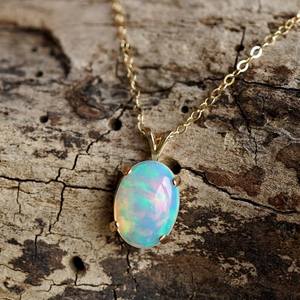 Pendentif en opale de Welo éthiopienne plaqué or 14 carats en argent sterling 925 jaune massif, grande ovale, pierre précieuse de 4,5 carats, bijoux fins - Product Image 3