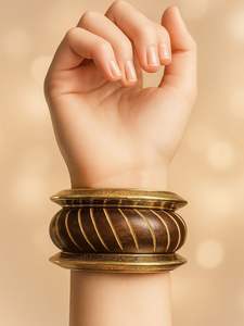 Export Grade Handmade Waterproof Wooden Bangles Jewelry Set Traditional Women Fashion Accessories Custom Colors Business Gift - Product Image 3