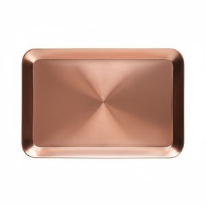 Plateau de service ovale en cuivre de luxe avec motif décoratif en relief, style vintage, plateau en métal doré rose pour la salle à manger et la cuisine - Product Image 5