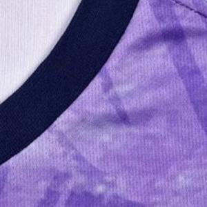 ชุดฟุตบอลโลโก้สั่งทำคุณภาพสูง บริการ OEM ผ้าโพลีเอสเตอร์ 100% ระบายอากาศได้ดี - Product Image 4