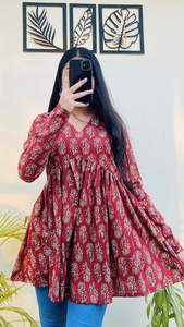 Casual Wear Coton Imprimé Short Kurti Fabricant Et Fournisseur De Surat Au Prix De Gros - Product Image 5