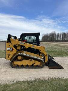 Cat 259D3 Skid Steer et accessoires en bon état - Product Image 4