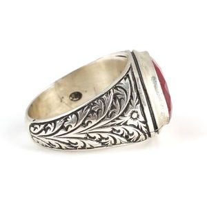 Anillo GRS de plata 925 con baño de rodio, diseño geométrico ovalado hecho a mano, con piedra roja de 17.53g, para uso diario. - Product Image 3