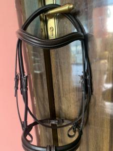 Brida de caballo de cuero/Brida hecha a mano de cuero genuino perfecta para su caballo Mayorista Ecuestre Productos personalizados - Product Image 4