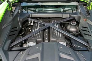 Lamborghini Huracán EVO Coupé 2022, el Más Vendido, Motor V10 de 5.2 Litros, Frenos de Cerámica de Carbono, Mayormente Sin Modificar - Product Image 5