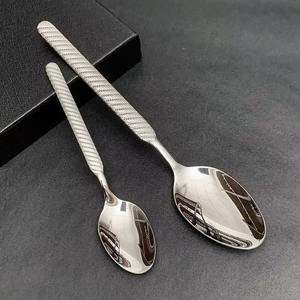 Juego de cubiertos de plata de nuevo diseño para fiesta Juego de cubiertos portátil de vajilla de acero inoxidable - Product Image 3