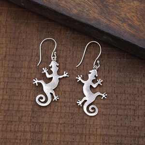 Venta al por mayor lagarto colgante gota diseñador aros joyería para mujeres étnico de moda fina pendiente 925 plata esterlina Animal Accesorios - Product Image 5