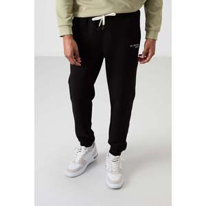 Conjunto Deportivo Air Jones para Hombre, Corte Cómodo, Bordado, Mezcla de Algodón, Textura Suave y Gruesa, Color Verde Menta Claro y Negro, Dos Piezas - Product Image 4