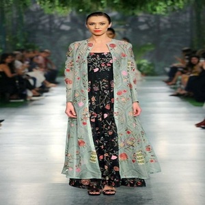 ชุดคุर्ตาผ้าลินินทรงตรงพร้อมชาราร่าและผ้าคลุมไหล่ จากผู้ผลิต Kanya Fancy Garments ในเดลี ราคาขายส่ง - Product Image 2