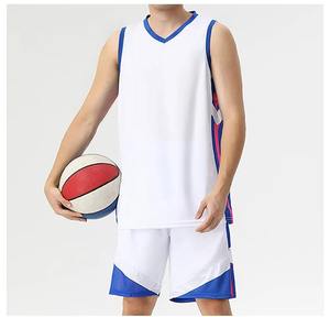 Vente en gros d'uniformes, ensemble d'uniformes de basket-ball personnalisé, ensembles d'uniformes de basket-ball réversibles pour jeunes - Product Image 1