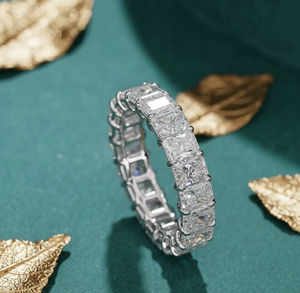 Aniva Jewels - Anillo de Eternidad de Oro de 14K con Diamante Cultivado en Laboratorio, Corte Brillante Redondo, Certificado IGI, Estilo Étnico para Mujer - Product Image 1