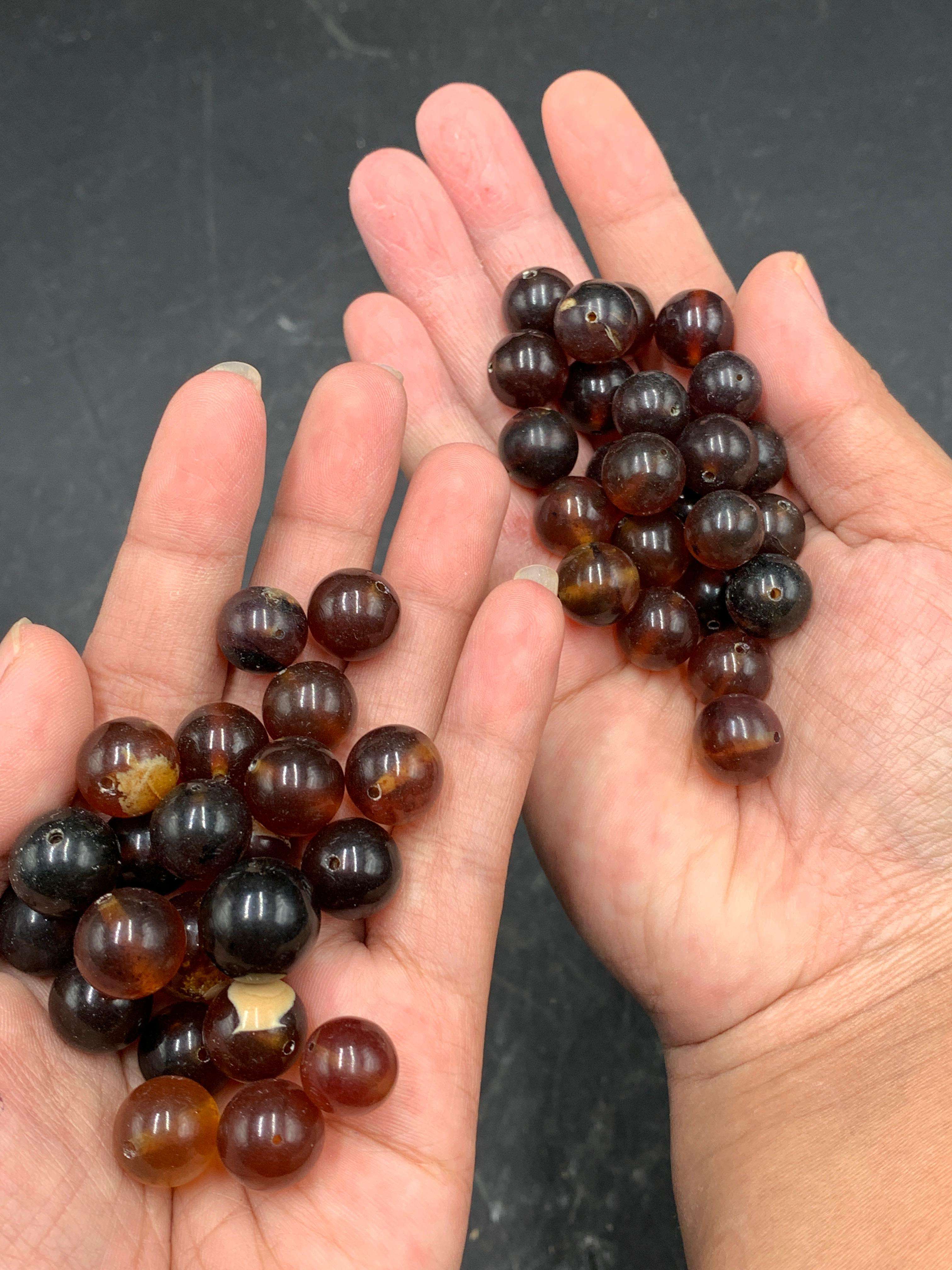 สีน้ำตาล