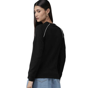 Conjunto de sudadera deportiva de manga larga para mujer Diseño único con bolsillo frontal para capa base de invierno al por mayor - Product Image 4