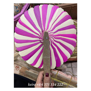 Abanico de Hoja de Palma de Coco Hecho a Mano, Estilo Rústico Ecológico, Diseño Artesanal Natural Tejido a Mano para Decoración del Hogar y Eventos Creativos, Vietnam - Product Image 3