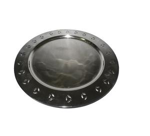 Assiette de service de vaisselle précieuse Design gravé Nouvelle assiette de chargeur en métal américain Plateau de chargeur ton cuivre antique Offre Spéciale - Product Image 4