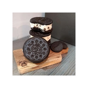 Galletas de chocolate tipo sándwich Oreo con obleas crujientes y rico sabor a crema - Product Image 4