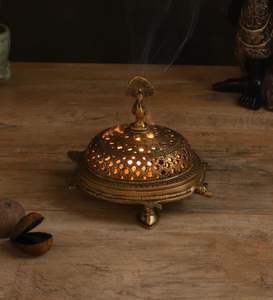 Brûleur d'encens en laiton en forme de paon avec base en forme de tortue à trois pattes, décoration artisanale - Product Image 2