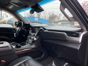 CHEVROLET SUBURBAN 1500 LT 4WD 2020 USADO, Volante a la Izquierda/Derecha - Product Image 3