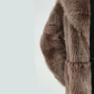 Servicio OEM, Abrigos de Piel para Mujer de Alta Calidad Disponibles en Todos los Tamaños y Colores, MOQ Bajo, Precios Razonables, Fáciles de Usar, Aspecto Premium - Product Image 3