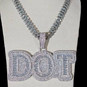 Pendentifs et breloques chrétiens personnalisés en or et argent 925, entièrement sertis de diamants, avec certificat IGI, Moissanite VVS - Product Image 2