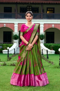 Dola Silk shikora พร้อมคอลเลกชั่นแต่งงานผ้าทอขอบ zari ดีไซน์ใหม่ - Product Image 5
