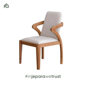 Chaise de salle à manger rembourrée moderne et minimaliste, pieds en teck massif, design d'inspiration scandinave, fabrication artisanale, confort - Product Image 2