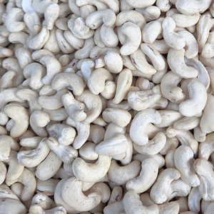 ลดราคาพิเศษ 2025 เมล็ดมะม่วงหิมพานต์จากโรงงานซานติโก ราคา W180 มะม่วงหิมพานต์เวียดนาม พร้อมจัดส่ง - Product Image 1