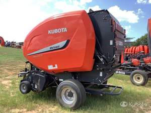 Empacadora de heno redonda Kubota BV5160 SC14NET bastante usada - Product Image 4